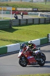 Mallory-park-Leicestershire;Mallory-park-photographs;Motorcycle-action-photographs;event-digital-images;eventdigitalimages;mallory-park;no-limits-trackday;peter-wileman-photography;trackday;trackday-digital-images;trackday-photos