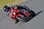 Mallory-park-Leicestershire;Mallory-park-photographs;Motorcycle-action-photographs;event-digital-images;eventdigitalimages;mallory-park;no-limits-trackday;peter-wileman-photography;trackday;trackday-digital-images;trackday-photos