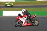 Mallory-park-Leicestershire;Mallory-park-photographs;Motorcycle-action-photographs;event-digital-images;eventdigitalimages;mallory-park;no-limits-trackday;peter-wileman-photography;trackday;trackday-digital-images;trackday-photos