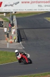 Mallory-park-Leicestershire;Mallory-park-photographs;Motorcycle-action-photographs;event-digital-images;eventdigitalimages;mallory-park;no-limits-trackday;peter-wileman-photography;trackday;trackday-digital-images;trackday-photos