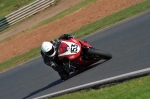 Mallory-park-Leicestershire;Mallory-park-photographs;Motorcycle-action-photographs;event-digital-images;eventdigitalimages;mallory-park;no-limits-trackday;peter-wileman-photography;trackday;trackday-digital-images;trackday-photos