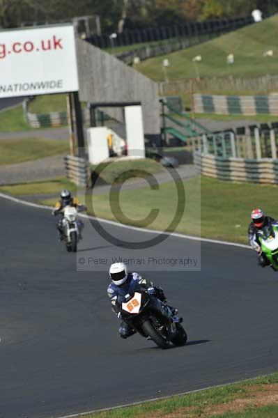 Mallory park Leicestershire;Mallory park photographs;Motorcycle action photographs;event digital images;eventdigitalimages;mallory park;no limits trackday;peter wileman photography;trackday;trackday digital images;trackday photos