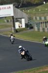 Mallory-park-Leicestershire;Mallory-park-photographs;Motorcycle-action-photographs;event-digital-images;eventdigitalimages;mallory-park;no-limits-trackday;peter-wileman-photography;trackday;trackday-digital-images;trackday-photos