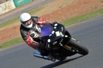 Mallory-park-Leicestershire;Mallory-park-photographs;Motorcycle-action-photographs;event-digital-images;eventdigitalimages;mallory-park;no-limits-trackday;peter-wileman-photography;trackday;trackday-digital-images;trackday-photos