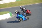 Mallory-park-Leicestershire;Mallory-park-photographs;Motorcycle-action-photographs;event-digital-images;eventdigitalimages;mallory-park;no-limits-trackday;peter-wileman-photography;trackday;trackday-digital-images;trackday-photos