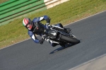 Mallory-park-Leicestershire;Mallory-park-photographs;Motorcycle-action-photographs;event-digital-images;eventdigitalimages;mallory-park;no-limits-trackday;peter-wileman-photography;trackday;trackday-digital-images;trackday-photos