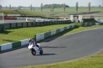 Mallory-park-Leicestershire;Mallory-park-photographs;Motorcycle-action-photographs;event-digital-images;eventdigitalimages;mallory-park;no-limits-trackday;peter-wileman-photography;trackday;trackday-digital-images;trackday-photos