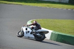 Mallory-park-Leicestershire;Mallory-park-photographs;Motorcycle-action-photographs;event-digital-images;eventdigitalimages;mallory-park;no-limits-trackday;peter-wileman-photography;trackday;trackday-digital-images;trackday-photos