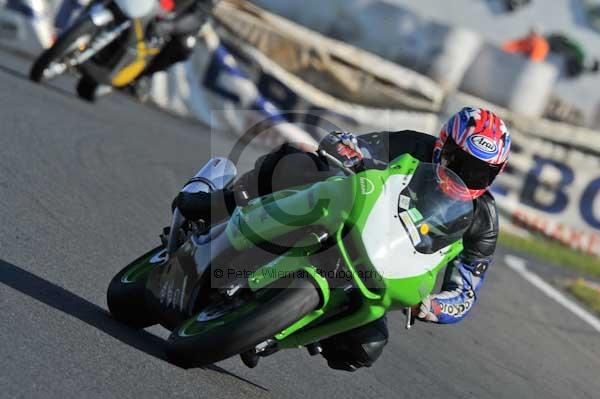 Mallory park Leicestershire;Mallory park photographs;Motorcycle action photographs;event digital images;eventdigitalimages;mallory park;no limits trackday;peter wileman photography;trackday;trackday digital images;trackday photos