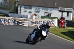 Mallory-park-Leicestershire;Mallory-park-photographs;Motorcycle-action-photographs;event-digital-images;eventdigitalimages;mallory-park;no-limits-trackday;peter-wileman-photography;trackday;trackday-digital-images;trackday-photos