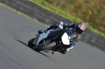 Mallory-park-Leicestershire;Mallory-park-photographs;Motorcycle-action-photographs;event-digital-images;eventdigitalimages;mallory-park;no-limits-trackday;peter-wileman-photography;trackday;trackday-digital-images;trackday-photos