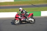 Mallory-park-Leicestershire;Mallory-park-photographs;Motorcycle-action-photographs;event-digital-images;eventdigitalimages;mallory-park;no-limits-trackday;peter-wileman-photography;trackday;trackday-digital-images;trackday-photos