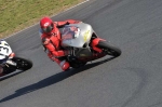 Mallory-park-Leicestershire;Mallory-park-photographs;Motorcycle-action-photographs;event-digital-images;eventdigitalimages;mallory-park;no-limits-trackday;peter-wileman-photography;trackday;trackday-digital-images;trackday-photos