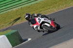 Mallory-park-Leicestershire;Mallory-park-photographs;Motorcycle-action-photographs;event-digital-images;eventdigitalimages;mallory-park;no-limits-trackday;peter-wileman-photography;trackday;trackday-digital-images;trackday-photos