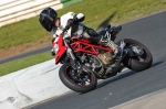 Mallory-park-Leicestershire;Mallory-park-photographs;Motorcycle-action-photographs;event-digital-images;eventdigitalimages;mallory-park;no-limits-trackday;peter-wileman-photography;trackday;trackday-digital-images;trackday-photos