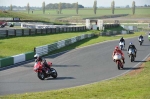 Mallory-park-Leicestershire;Mallory-park-photographs;Motorcycle-action-photographs;event-digital-images;eventdigitalimages;mallory-park;no-limits-trackday;peter-wileman-photography;trackday;trackday-digital-images;trackday-photos