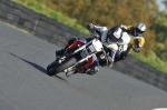 Mallory-park-Leicestershire;Mallory-park-photographs;Motorcycle-action-photographs;event-digital-images;eventdigitalimages;mallory-park;no-limits-trackday;peter-wileman-photography;trackday;trackday-digital-images;trackday-photos