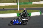 Mallory-park-Leicestershire;Mallory-park-photographs;Motorcycle-action-photographs;event-digital-images;eventdigitalimages;mallory-park;no-limits-trackday;peter-wileman-photography;trackday;trackday-digital-images;trackday-photos