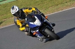 Mallory-park-Leicestershire;Mallory-park-photographs;Motorcycle-action-photographs;event-digital-images;eventdigitalimages;mallory-park;no-limits-trackday;peter-wileman-photography;trackday;trackday-digital-images;trackday-photos