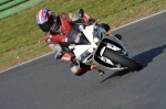 Mallory-park-Leicestershire;Mallory-park-photographs;Motorcycle-action-photographs;event-digital-images;eventdigitalimages;mallory-park;no-limits-trackday;peter-wileman-photography;trackday;trackday-digital-images;trackday-photos