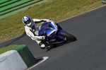 Mallory-park-Leicestershire;Mallory-park-photographs;Motorcycle-action-photographs;event-digital-images;eventdigitalimages;mallory-park;no-limits-trackday;peter-wileman-photography;trackday;trackday-digital-images;trackday-photos