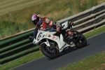 Mallory-park-Leicestershire;Mallory-park-photographs;Motorcycle-action-photographs;event-digital-images;eventdigitalimages;mallory-park;no-limits-trackday;peter-wileman-photography;trackday;trackday-digital-images;trackday-photos