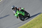 Mallory-park-Leicestershire;Mallory-park-photographs;Motorcycle-action-photographs;event-digital-images;eventdigitalimages;mallory-park;no-limits-trackday;peter-wileman-photography;trackday;trackday-digital-images;trackday-photos