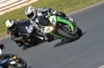 Mallory-park-Leicestershire;Mallory-park-photographs;Motorcycle-action-photographs;event-digital-images;eventdigitalimages;mallory-park;no-limits-trackday;peter-wileman-photography;trackday;trackday-digital-images;trackday-photos