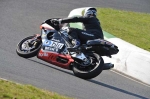 Mallory-park-Leicestershire;Mallory-park-photographs;Motorcycle-action-photographs;event-digital-images;eventdigitalimages;mallory-park;no-limits-trackday;peter-wileman-photography;trackday;trackday-digital-images;trackday-photos