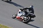 Mallory-park-Leicestershire;Mallory-park-photographs;Motorcycle-action-photographs;event-digital-images;eventdigitalimages;mallory-park;no-limits-trackday;peter-wileman-photography;trackday;trackday-digital-images;trackday-photos