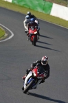 Mallory-park-Leicestershire;Mallory-park-photographs;Motorcycle-action-photographs;event-digital-images;eventdigitalimages;mallory-park;no-limits-trackday;peter-wileman-photography;trackday;trackday-digital-images;trackday-photos