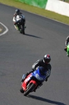 Mallory-park-Leicestershire;Mallory-park-photographs;Motorcycle-action-photographs;event-digital-images;eventdigitalimages;mallory-park;no-limits-trackday;peter-wileman-photography;trackday;trackday-digital-images;trackday-photos