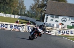 Mallory-park-Leicestershire;Mallory-park-photographs;Motorcycle-action-photographs;event-digital-images;eventdigitalimages;mallory-park;no-limits-trackday;peter-wileman-photography;trackday;trackday-digital-images;trackday-photos