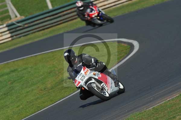 Mallory park Leicestershire;Mallory park photographs;Motorcycle action photographs;event digital images;eventdigitalimages;mallory park;no limits trackday;peter wileman photography;trackday;trackday digital images;trackday photos