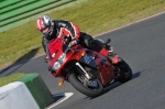 Mallory-park-Leicestershire;Mallory-park-photographs;Motorcycle-action-photographs;event-digital-images;eventdigitalimages;mallory-park;no-limits-trackday;peter-wileman-photography;trackday;trackday-digital-images;trackday-photos