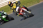 Mallory-park-Leicestershire;Mallory-park-photographs;Motorcycle-action-photographs;event-digital-images;eventdigitalimages;mallory-park;no-limits-trackday;peter-wileman-photography;trackday;trackday-digital-images;trackday-photos