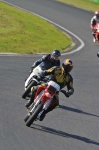 Mallory-park-Leicestershire;Mallory-park-photographs;Motorcycle-action-photographs;event-digital-images;eventdigitalimages;mallory-park;no-limits-trackday;peter-wileman-photography;trackday;trackday-digital-images;trackday-photos