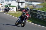 Mallory-park-Leicestershire;Mallory-park-photographs;Motorcycle-action-photographs;event-digital-images;eventdigitalimages;mallory-park;no-limits-trackday;peter-wileman-photography;trackday;trackday-digital-images;trackday-photos