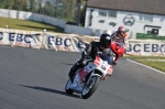 Mallory-park-Leicestershire;Mallory-park-photographs;Motorcycle-action-photographs;event-digital-images;eventdigitalimages;mallory-park;no-limits-trackday;peter-wileman-photography;trackday;trackday-digital-images;trackday-photos