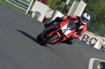 Mallory-park-Leicestershire;Mallory-park-photographs;Motorcycle-action-photographs;event-digital-images;eventdigitalimages;mallory-park;no-limits-trackday;peter-wileman-photography;trackday;trackday-digital-images;trackday-photos