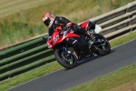 Mallory-park-Leicestershire;Mallory-park-photographs;Motorcycle-action-photographs;event-digital-images;eventdigitalimages;mallory-park;no-limits-trackday;peter-wileman-photography;trackday;trackday-digital-images;trackday-photos