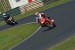 Mallory-park-Leicestershire;Mallory-park-photographs;Motorcycle-action-photographs;event-digital-images;eventdigitalimages;mallory-park;no-limits-trackday;peter-wileman-photography;trackday;trackday-digital-images;trackday-photos