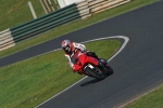 Mallory-park-Leicestershire;Mallory-park-photographs;Motorcycle-action-photographs;event-digital-images;eventdigitalimages;mallory-park;no-limits-trackday;peter-wileman-photography;trackday;trackday-digital-images;trackday-photos