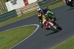 Mallory-park-Leicestershire;Mallory-park-photographs;Motorcycle-action-photographs;event-digital-images;eventdigitalimages;mallory-park;no-limits-trackday;peter-wileman-photography;trackday;trackday-digital-images;trackday-photos