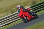 Mallory-park-Leicestershire;Mallory-park-photographs;Motorcycle-action-photographs;event-digital-images;eventdigitalimages;mallory-park;no-limits-trackday;peter-wileman-photography;trackday;trackday-digital-images;trackday-photos