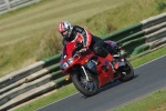 Mallory-park-Leicestershire;Mallory-park-photographs;Motorcycle-action-photographs;event-digital-images;eventdigitalimages;mallory-park;no-limits-trackday;peter-wileman-photography;trackday;trackday-digital-images;trackday-photos