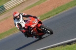 Mallory-park-Leicestershire;Mallory-park-photographs;Motorcycle-action-photographs;event-digital-images;eventdigitalimages;mallory-park;no-limits-trackday;peter-wileman-photography;trackday;trackday-digital-images;trackday-photos