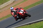 Mallory-park-Leicestershire;Mallory-park-photographs;Motorcycle-action-photographs;event-digital-images;eventdigitalimages;mallory-park;no-limits-trackday;peter-wileman-photography;trackday;trackday-digital-images;trackday-photos