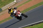 Mallory-park-Leicestershire;Mallory-park-photographs;Motorcycle-action-photographs;event-digital-images;eventdigitalimages;mallory-park;no-limits-trackday;peter-wileman-photography;trackday;trackday-digital-images;trackday-photos