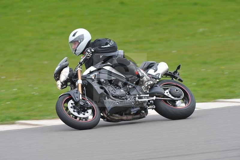 Motorcycle action photographs;anglesey circuit;anglesey trackday photographs;event digital images;eventdigitalimages;no limits trackday;oulton park circuit cheshire;peter wileman photography;trackday;trackday digital images;trackday photos;ty croes circuit wales